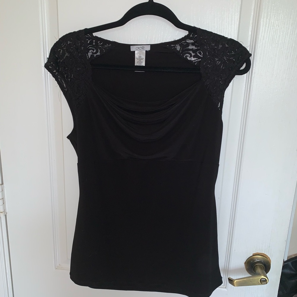 Cache black short sleeve blouse